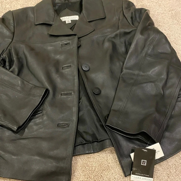 Valerie Stevens Leather Jacket - Picture 4 of 4
